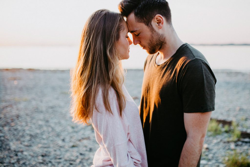 Liebevolle Fotos von Paar